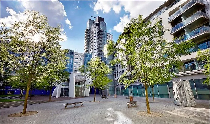 Marlin Apartments Empire Square London Bridge