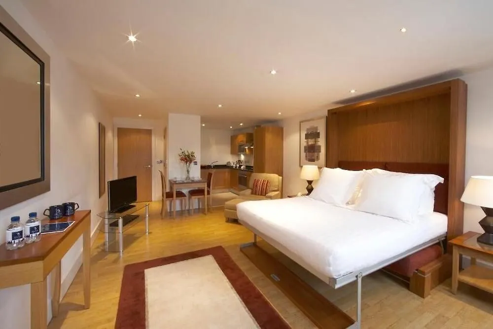 Marlin Apartments Empire Square London Bridge 0*,