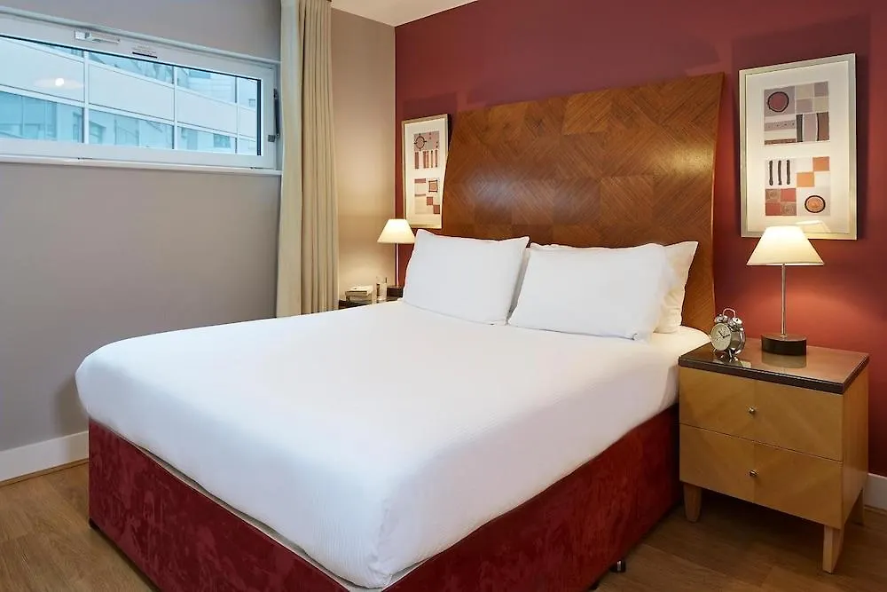 Marlin Apartments Empire Square London Bridge