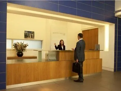 Marlin Apartments Empire Square London Bridge